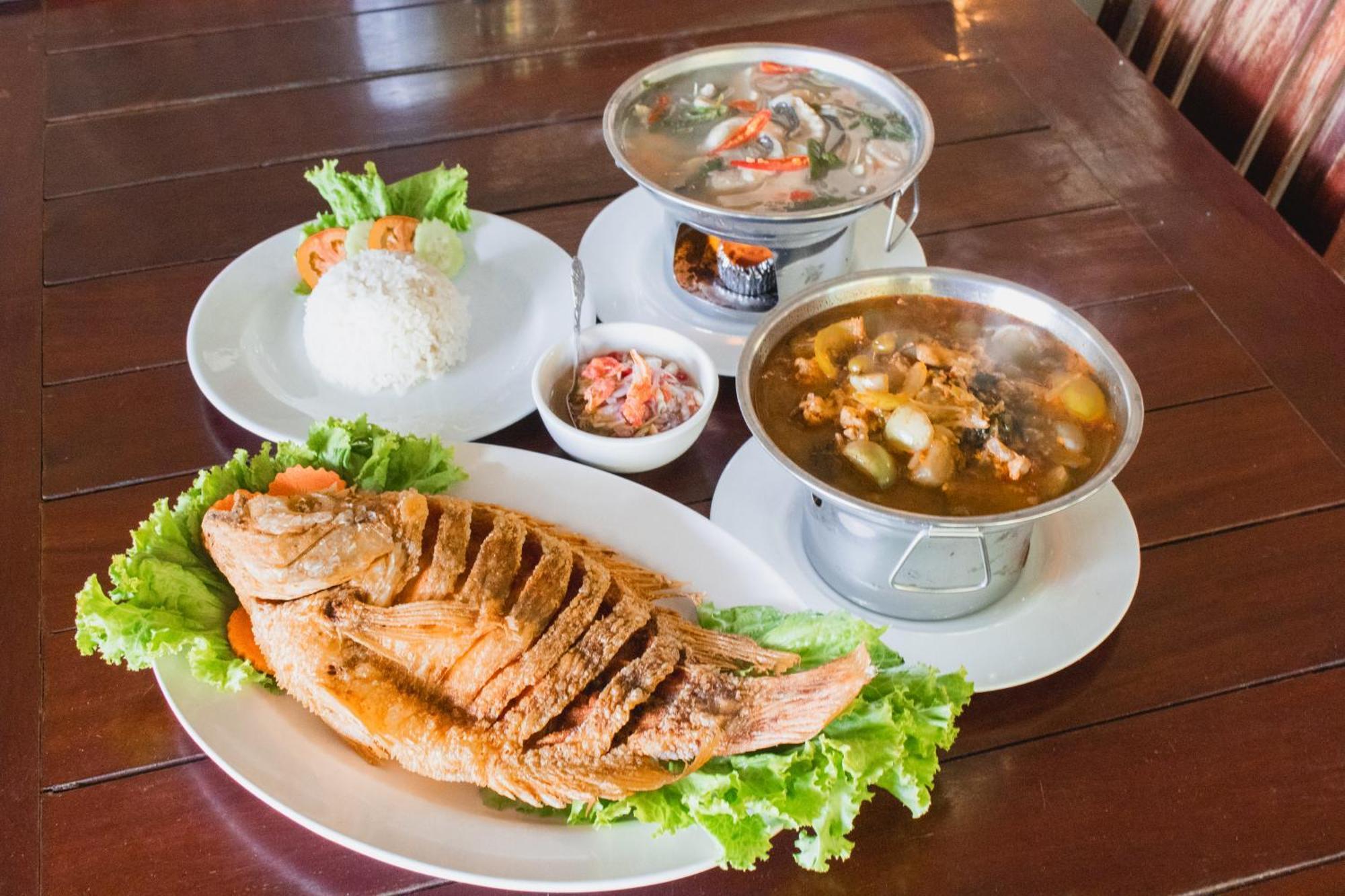 Namsai Resort Kanchanaburi Esterno foto
